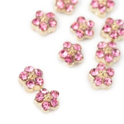 Balenie 3D kovových ozdôb Pink Petal